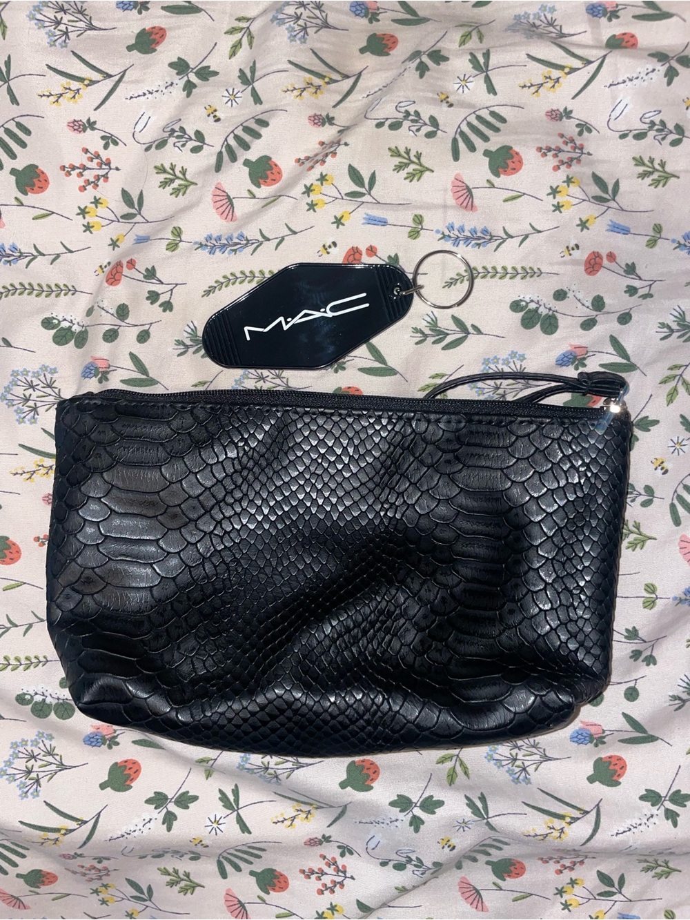 Brand New MAC Cosmetics Snakeskin Makeup Bag & Keychain Set